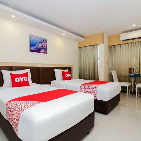 Oyo 234 Tara Grande Hotel & Spa Bangkok Ngoại thất bức ảnh