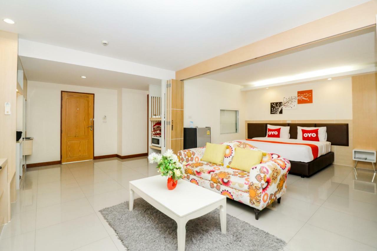 Oyo 234 Tara Grande Hotel & Spa Bangkok Ngoại thất bức ảnh